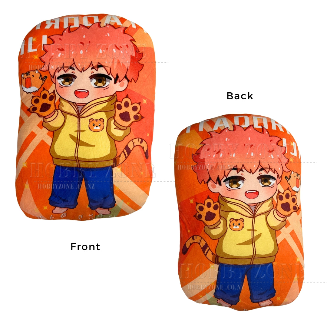 Jujutsu Kaisen – Yuji Itadori Tiger Paws Plush - Large Velvet Cushion
